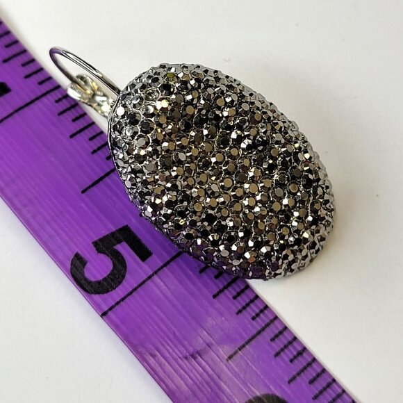 Silver Tone Oval Earrings Light Silver earrings Leverback closure - Picture 8 of 8